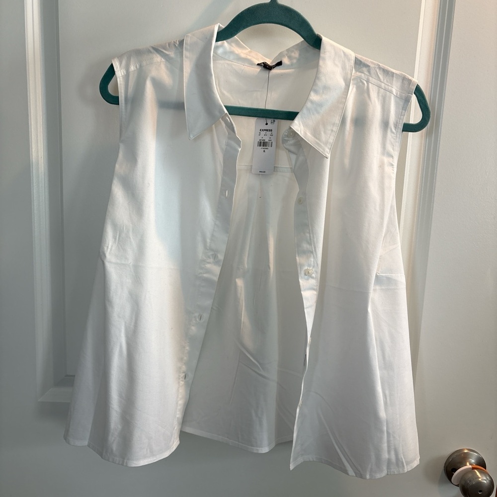 Express White Sleeveless Button-Up Top - Picture 3 of 3